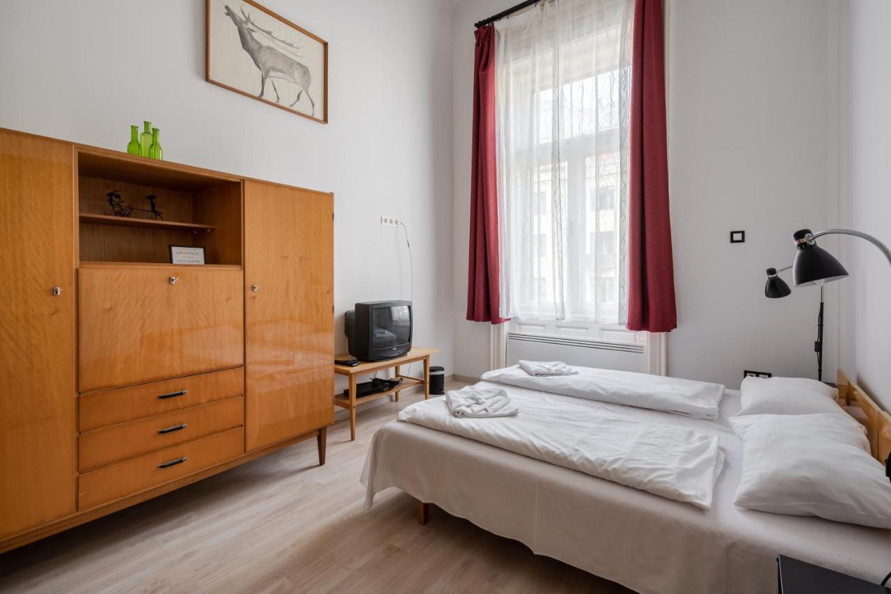 Retro Rebel Mode Apartment 布达佩斯 外观 照片